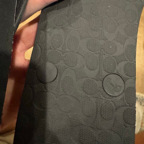 Coach Women’s Black White Thong Bow Flip Flops Sandals Geometric Design Sz. 9-10 - Picture 4 of 4